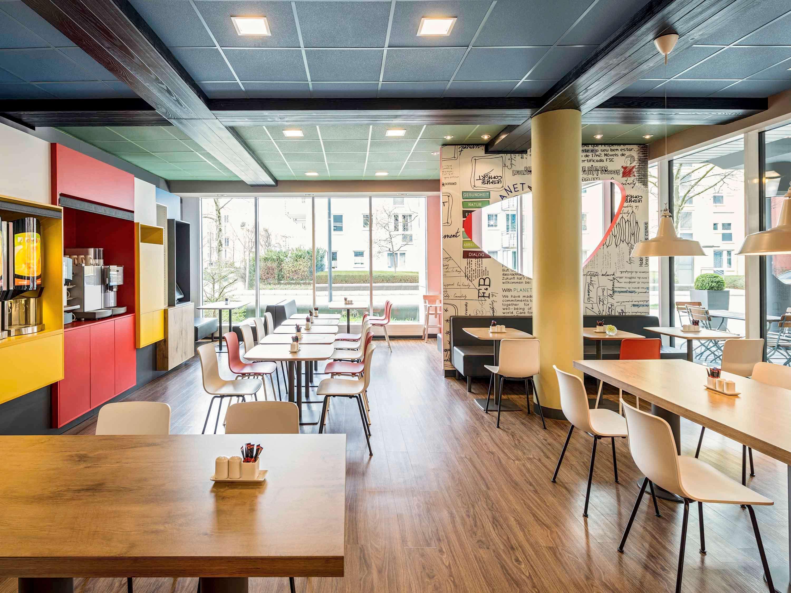 Ibis Muenchen Parkstadt Schwabing Buitenkant foto