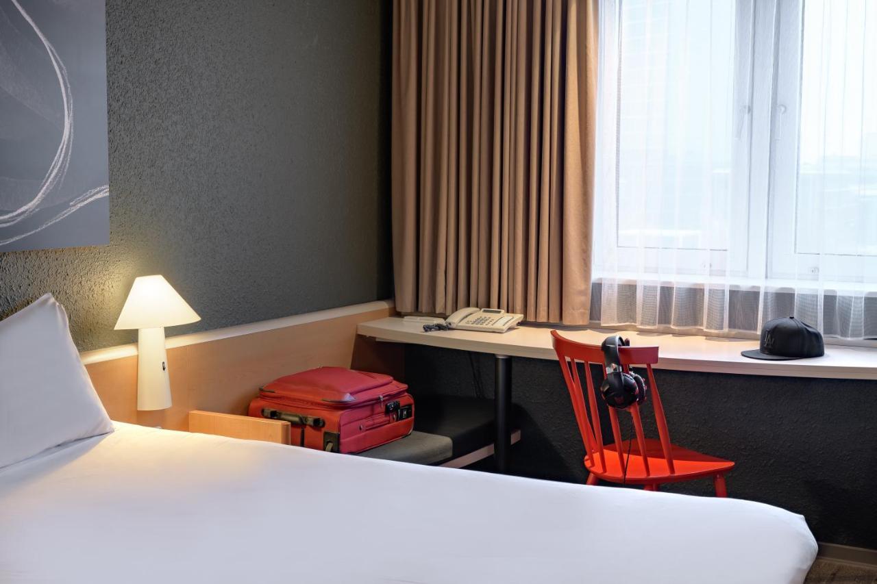 Ibis Muenchen Parkstadt Schwabing Buitenkant foto