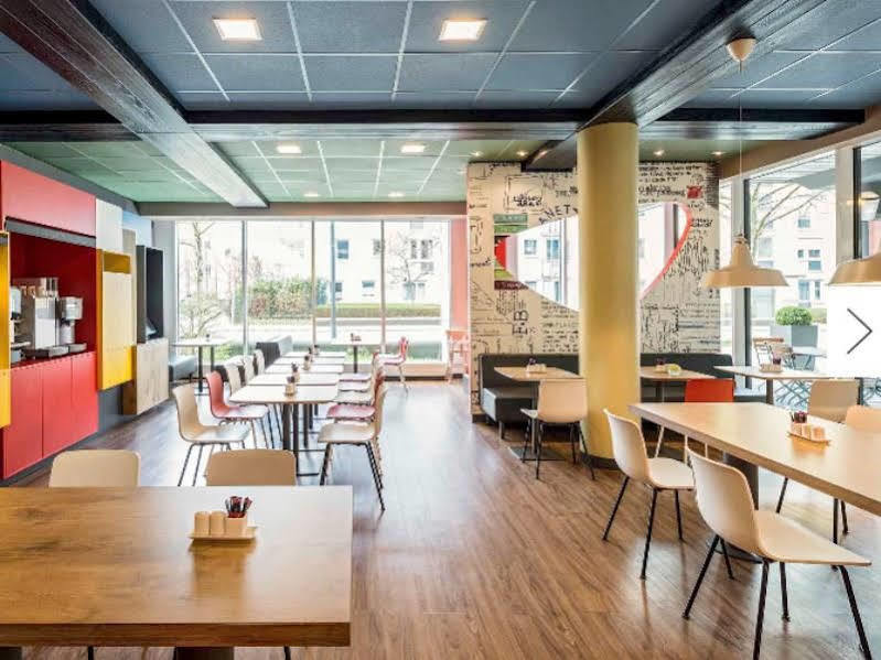 Ibis Muenchen Parkstadt Schwabing Buitenkant foto